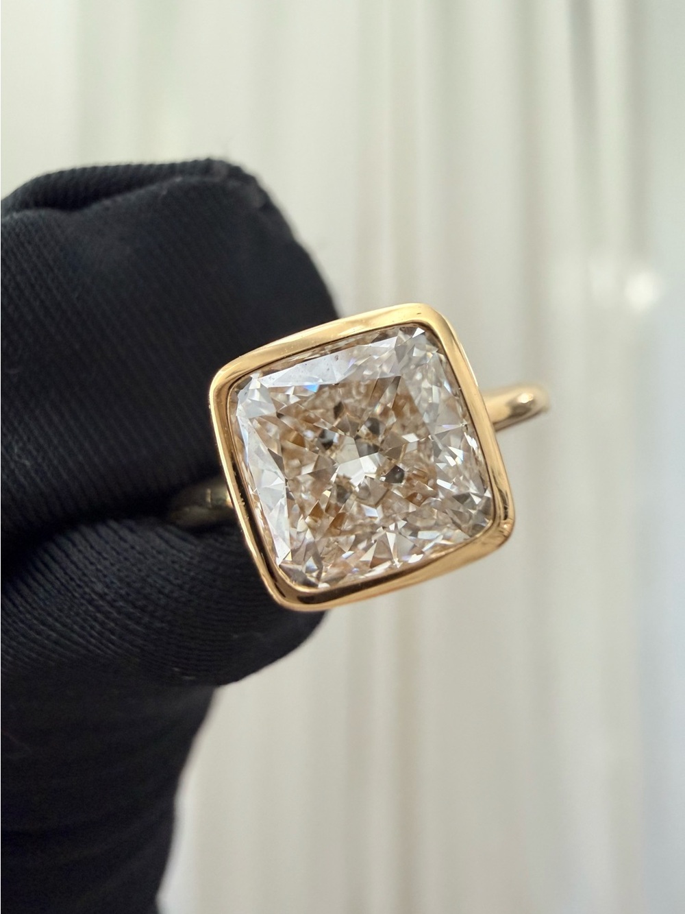 NIB 2.0 Ct Cushion Cut Engagement Lab Diamond Ring Lightbox 18K Gold Size 4.75